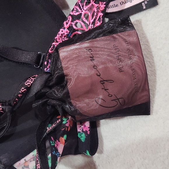 Victoria's Secret Sexy Little Things Bra - Picture 12 of 16